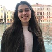 Laureata in lettere antiche e studentessa di linguistica e canto offro lezioni a prezzo modico online ed in presenza